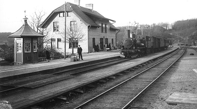 Ljungskile station year 1930