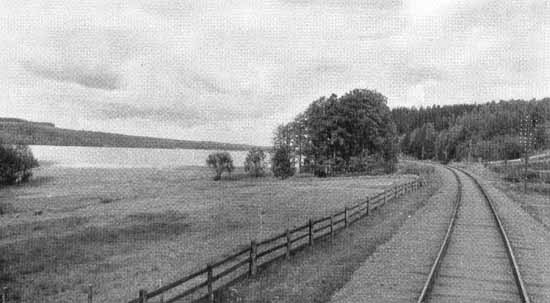 Utsikt från linjen vid Skogsryd Foto: Svenska Järnvägsföreningens minnesskrift 1876-1926.