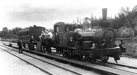 KWJ engine No 9 at Torne station year 1893