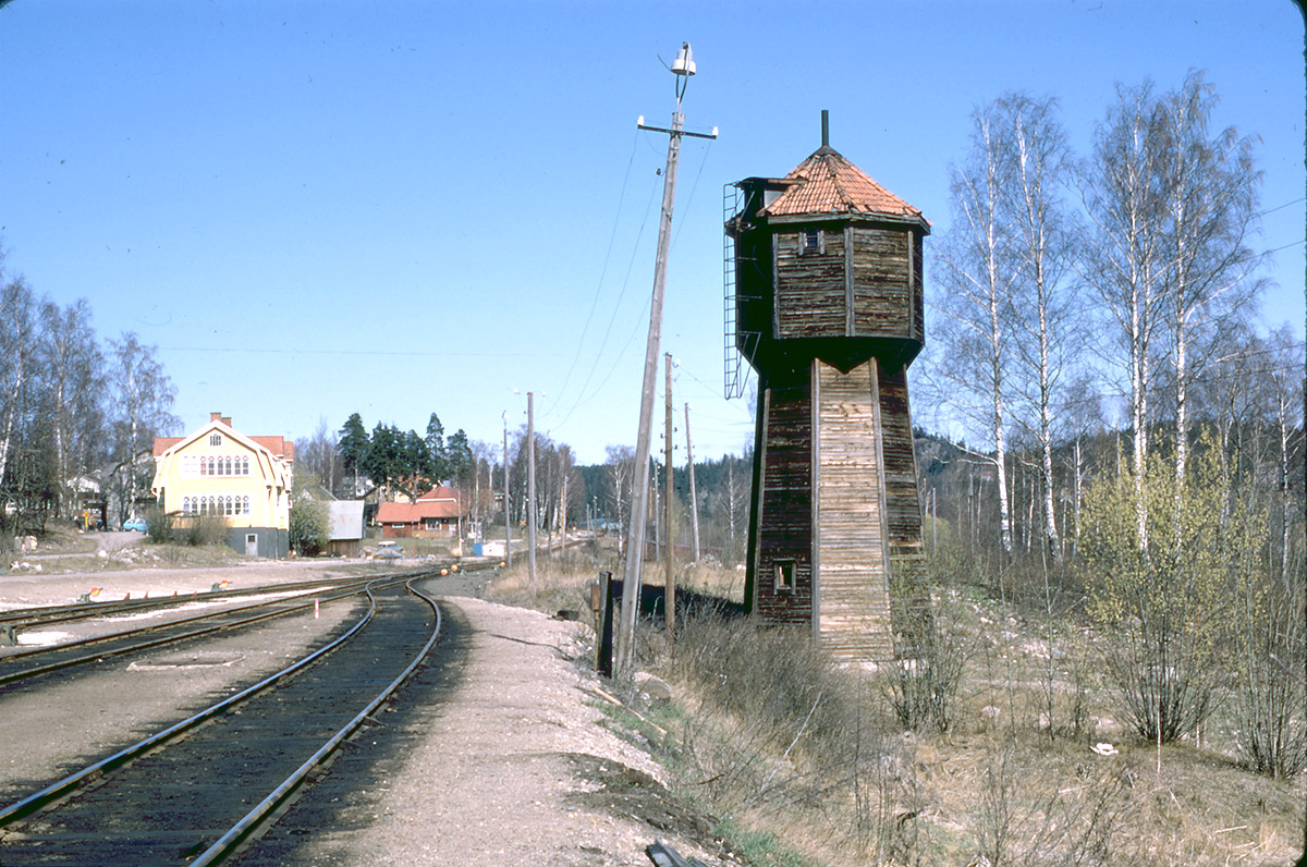 Billingsfors, ursprungligen station på den smalspåriga Uddevalla - Lelångens Järnväg, ULB.
