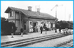 Knutby omkring 1900. Station på ursprungliga Länna - Norrtälje Järnväg. Stationen öppnades för trafik 23 oktober 1884