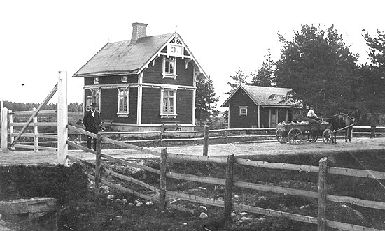 Linemans cottage year 1903