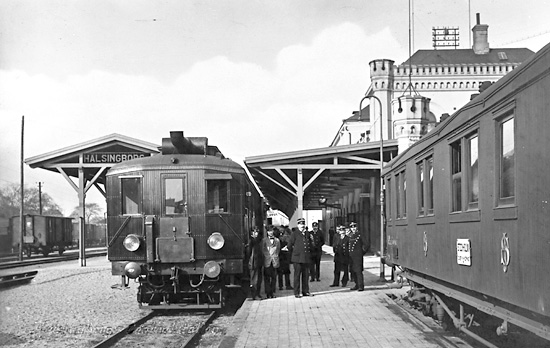 Helsingborg p 1920-talet. HHJ motorvagn destination Klippan. 