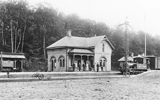 Skralid station p 1890-talet. Lok1 "Ljungbyhed"
