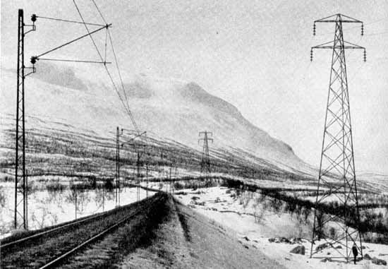 The electrification of iron ore railway was taken in to opreation 1915 - 1922