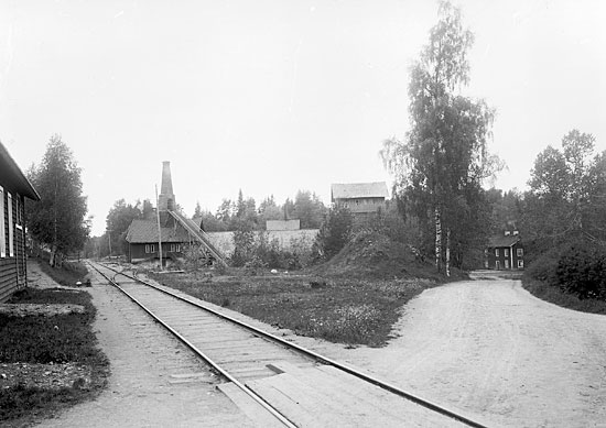 Utfarten från Kloten med sidospåret till hyttan i Kloten. Foto: A Blomkvist i Grängesberg ca 1899-1930.