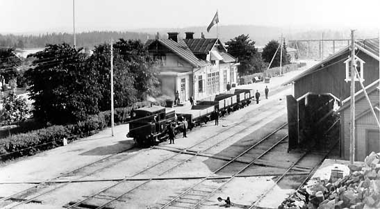 Grängesbergs station omkring år 1900. Loket på bilden är FLJ lok nummer 11