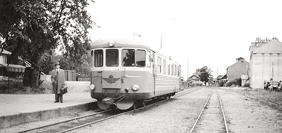 En av de sista rlsbussarna frn Sknninge till Brnninge. September 1959